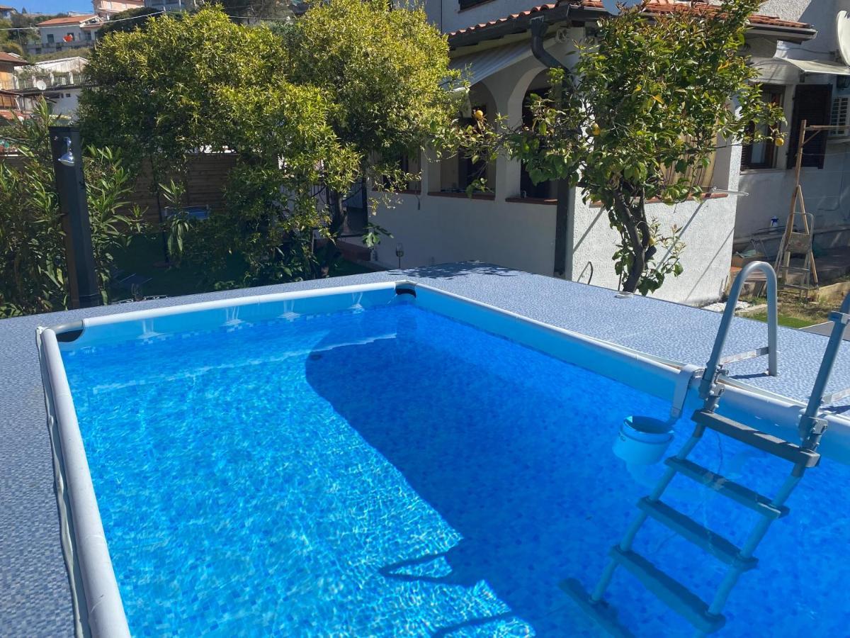 Casa Del Sole: Relax & Charme Nella Riviera Ligure Villa Camporosso  Bagian luar foto